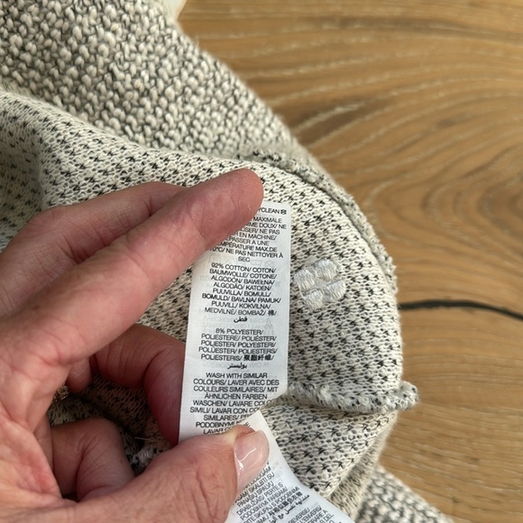 Sweaty Betty Restful Boucle 1/2 Zip sweatshirt Womens 12 Workout cowl neck Warm - Picture 12 of 14